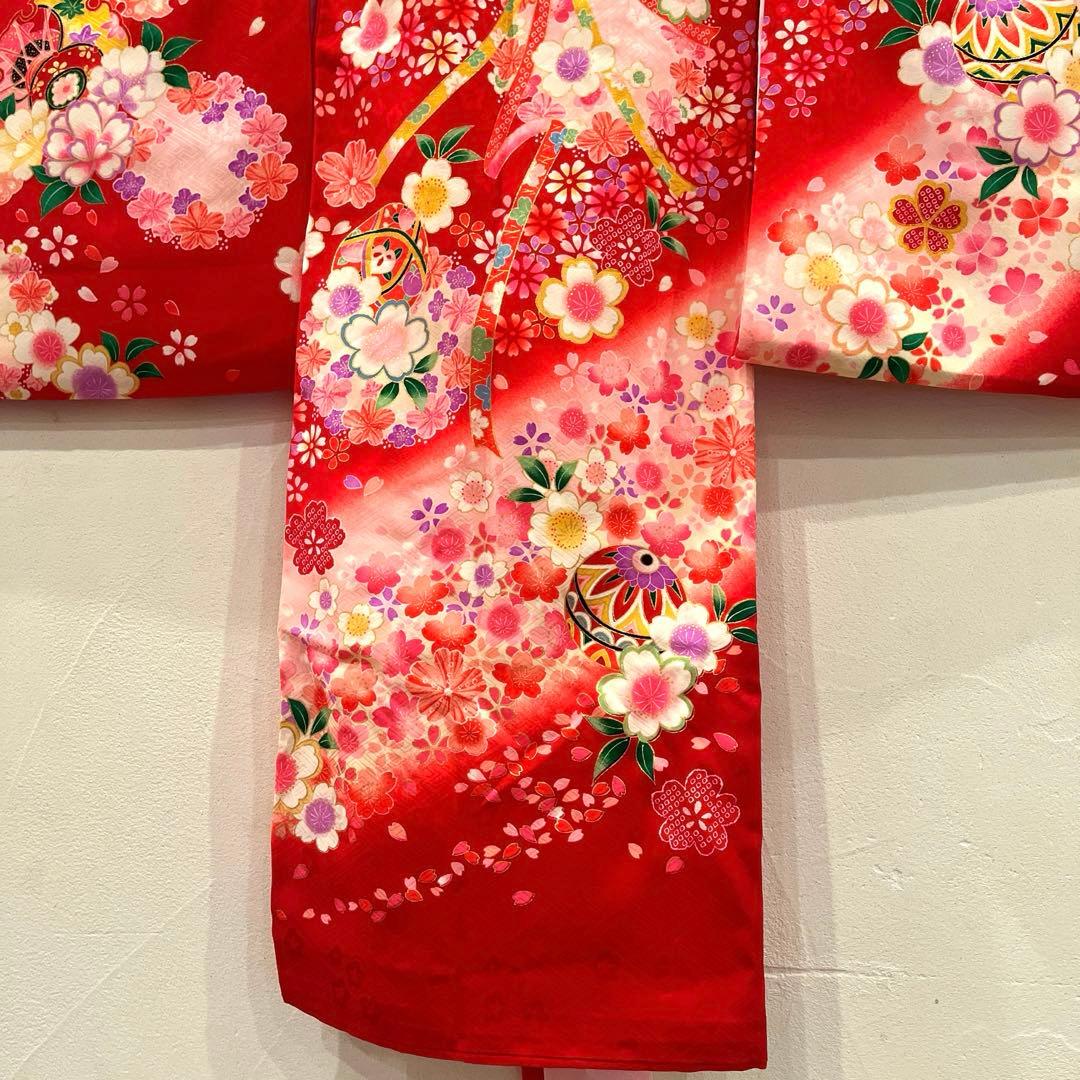 お宮参り　産着　祝着　女の子　襦袢付き 赤地に鞠と熨斗・桜吹雪　正絹