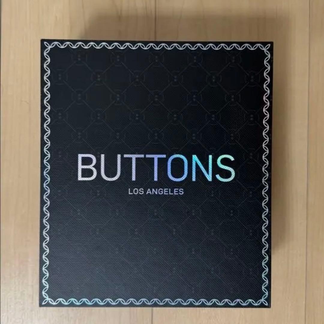 BUTTONS CLIP ワイヤレスイヤホン シルバー・ブラック