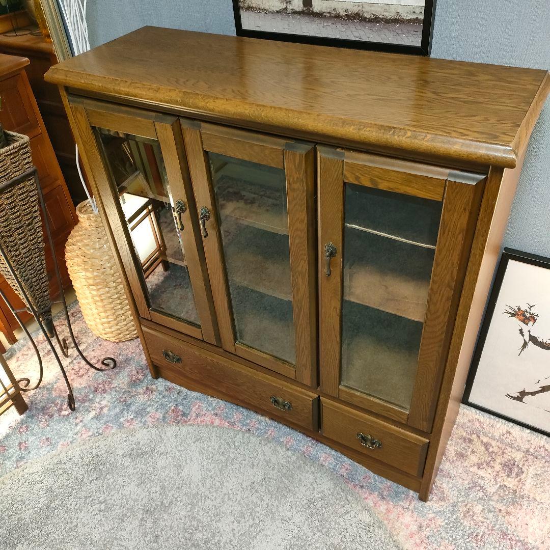 昭和レトロ クラシカル 3枚扉ガラスキャビネット食器棚/飾り棚 日本製