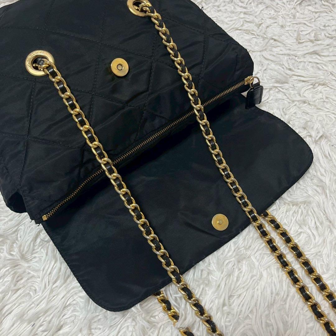 希少✨PRADA キルティング　チェーンショルダーバッグ　三角ロゴ　ブラック