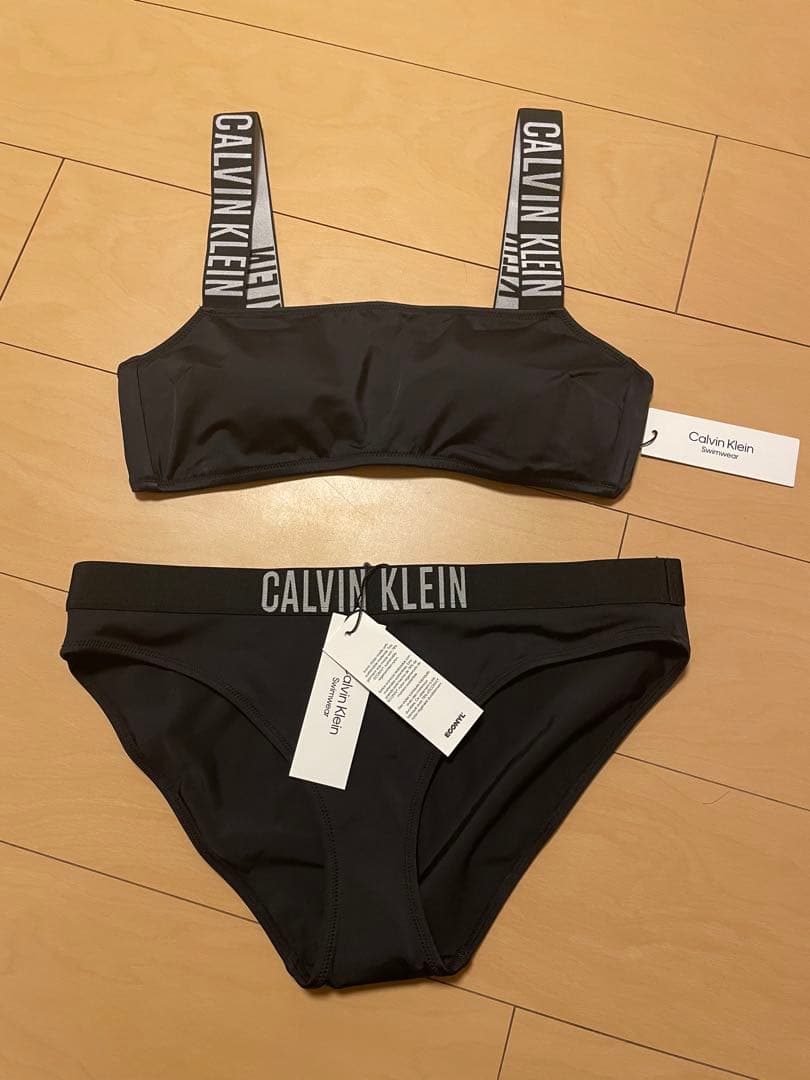 ■新品未使用/上下セットMサイズ　   水着