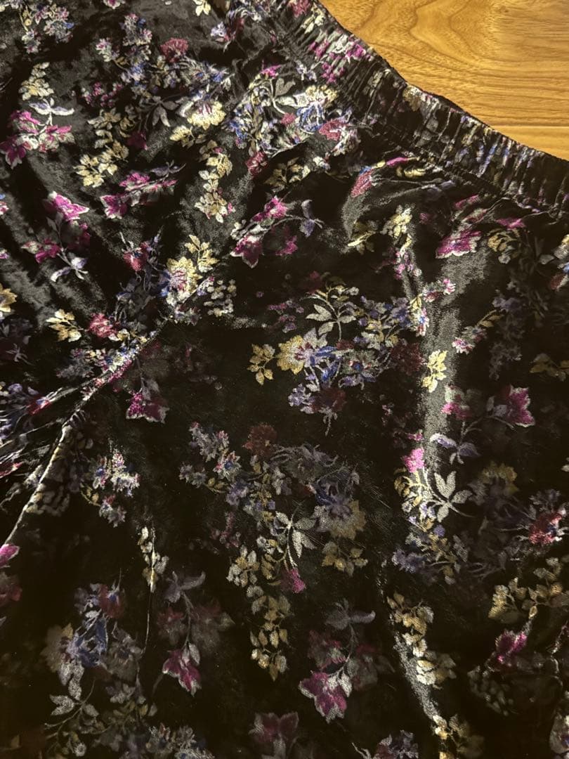 supreme ショートパンツ Floral Velour Short