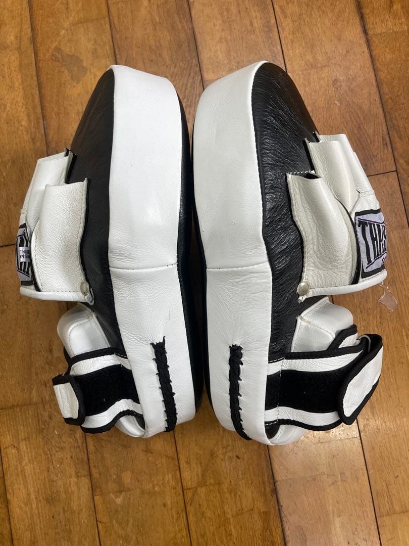 THAISMA ストライカーミット