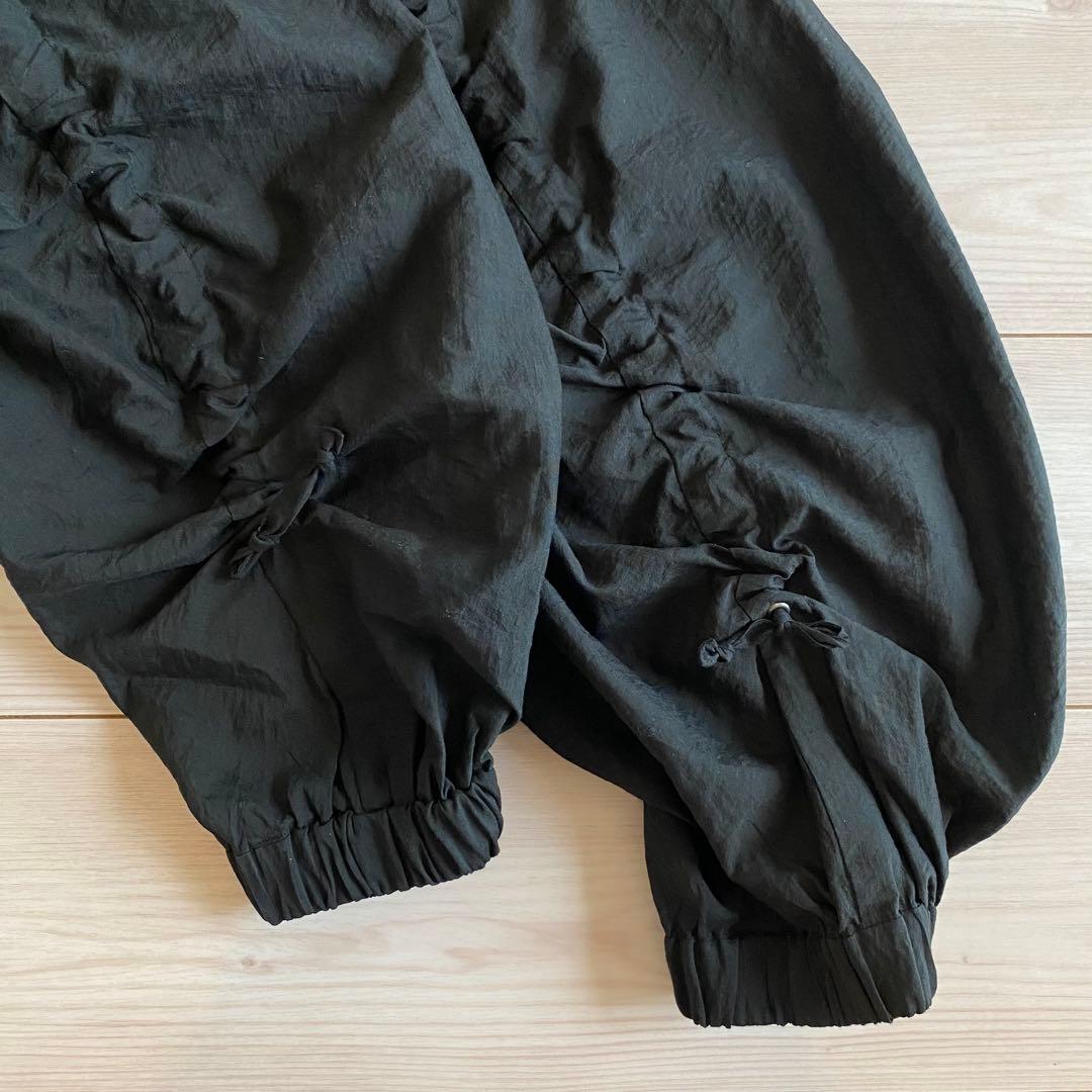 美品 定価88000円 2024AW 慈雨 ギャザーモッズコート 黒 ゆったり