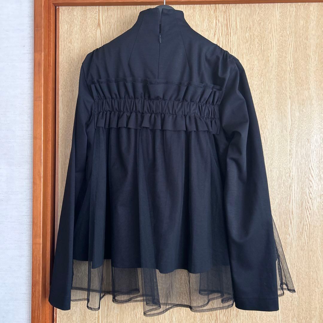 週末限定　ノアールケイニノミヤ　チュール付きカットソー