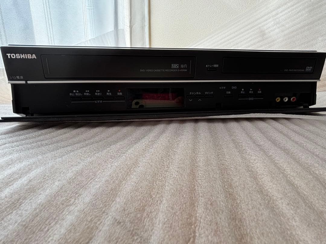 TOSHIBA VHS-DVDレコーダー 黒