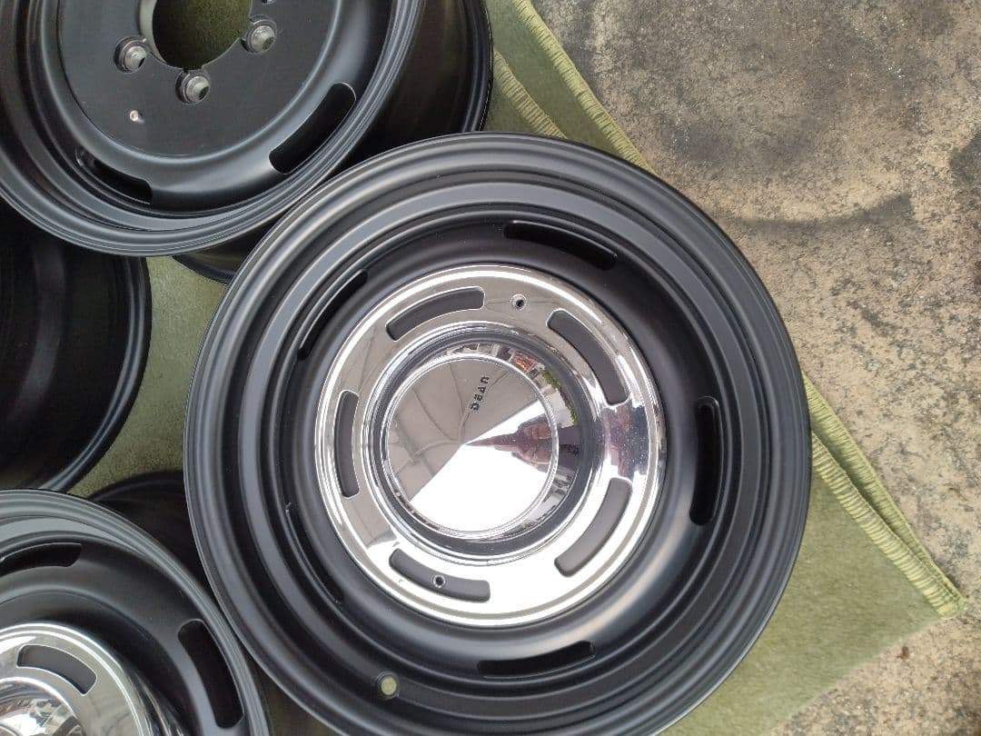 ハイエース16インチ ホイール 　クリムソン ディーン　クロスカントリーブラック