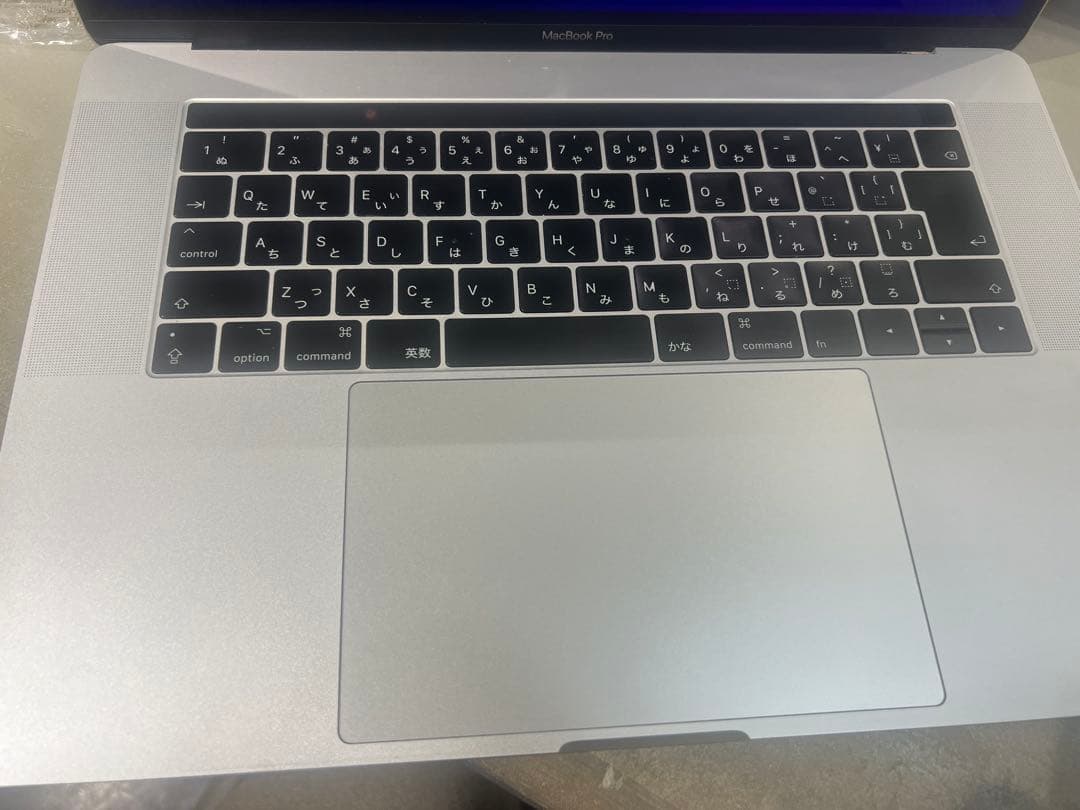 72　　MacBook Pro15インチ i7/16GB