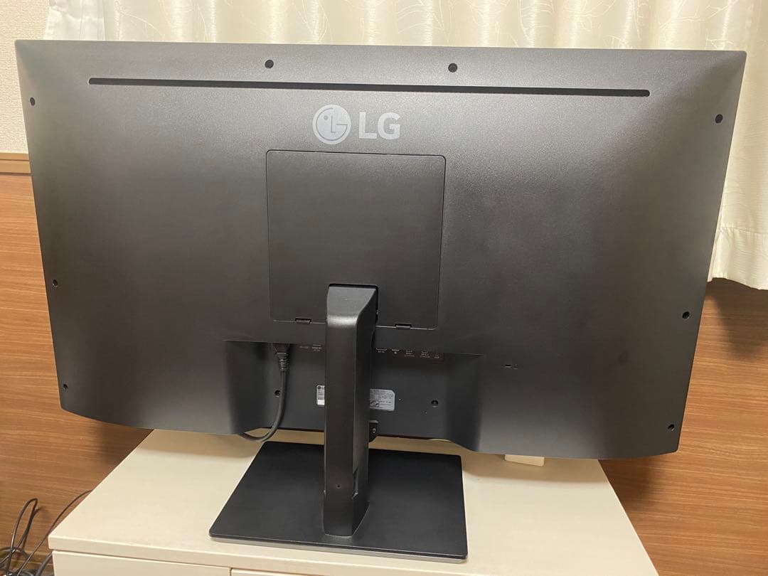 【使用少なめ】LG 4Kモニター　43UN700T-B 42.5インチ