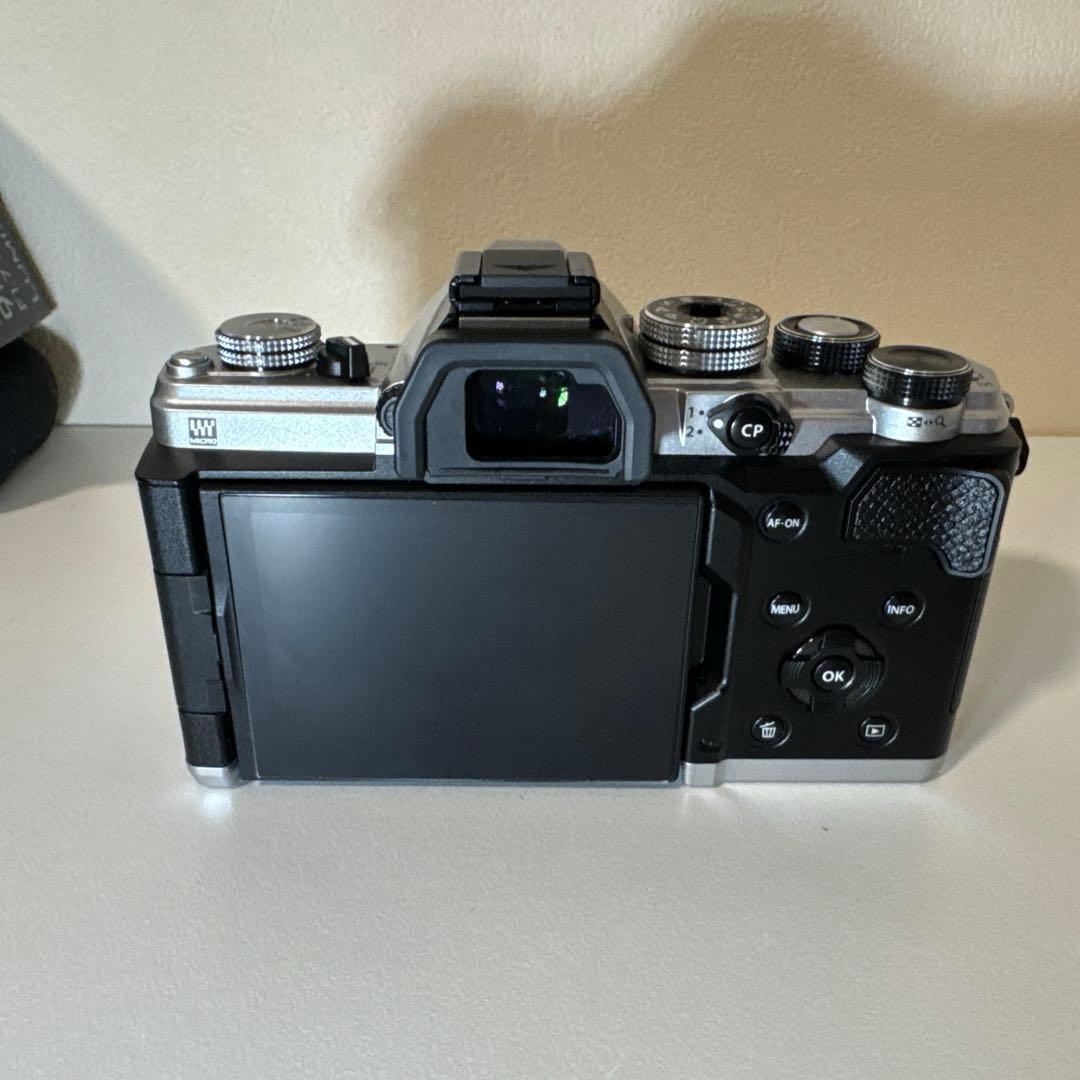 OM-3 12-45mm F4.0 PRO レンズキット