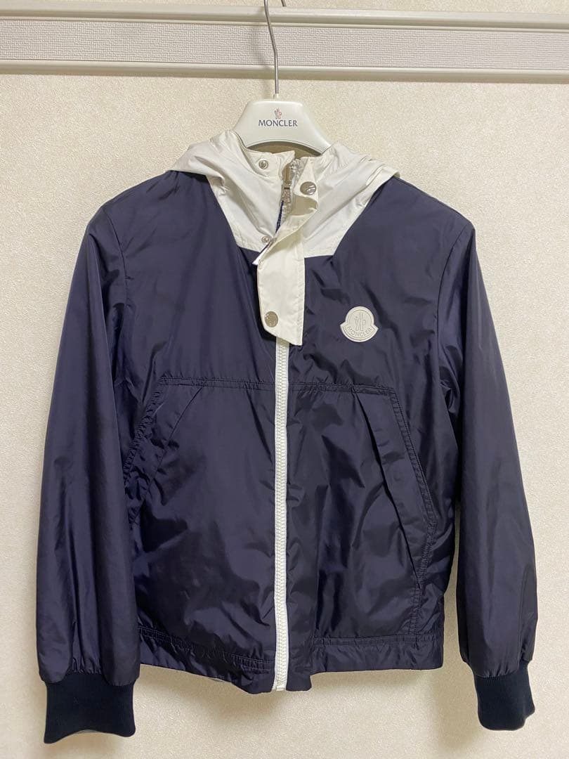 月末価格【美品】MONCLER キッズ フード付ジャケット リバーシブル