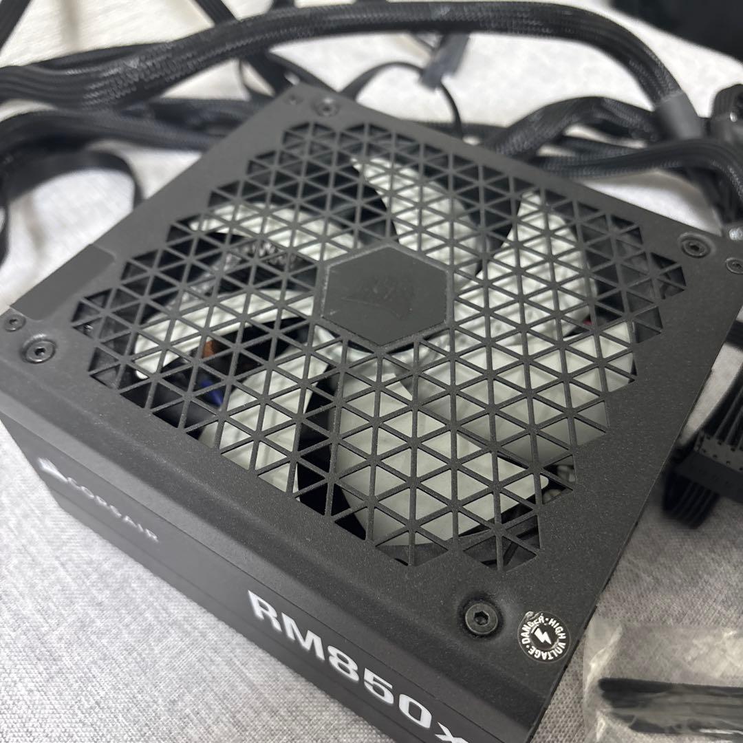CORSAIR RM850x 電源