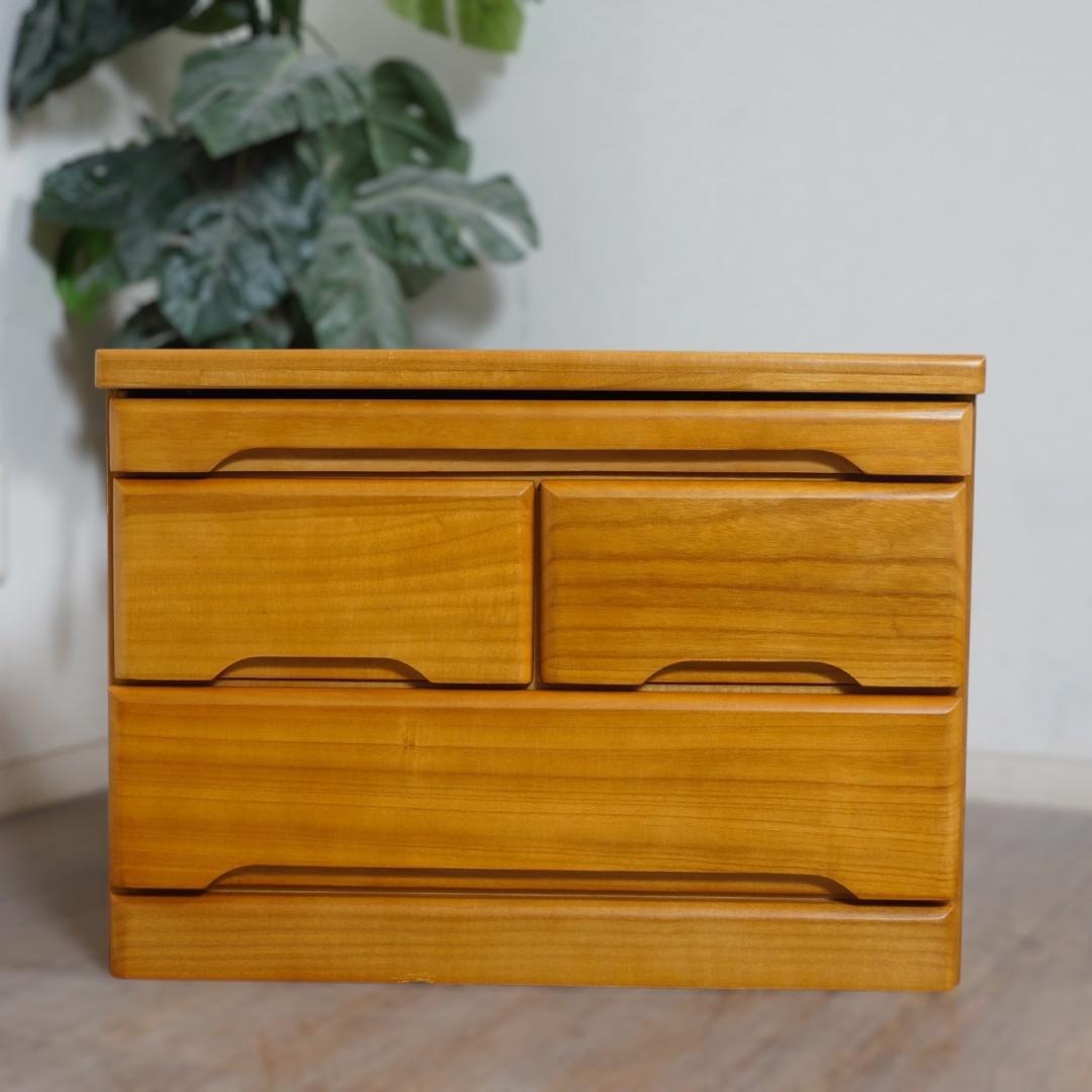 【新品】仏壇 チェスト　リビングにも置ける モダン アウトレット