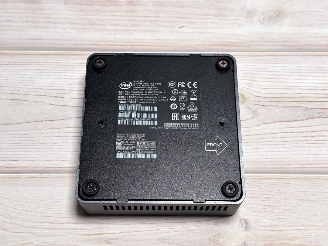 ③Intel NUC7i3DNK ミニPC 第7世代i3 Windows11