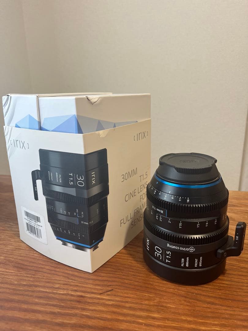 Irix レンズ　30mm EFマウント