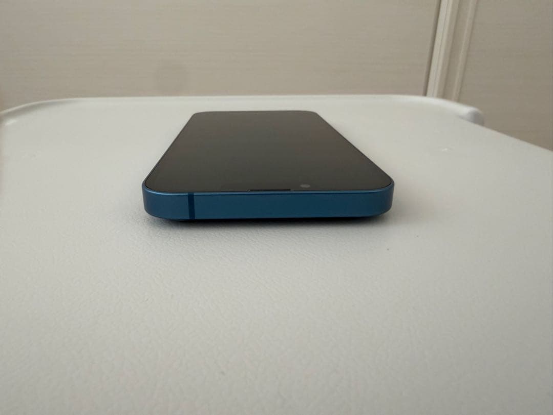 iPhone13 128GB カメラレンズ割れ スピーカーメッシュ割れ