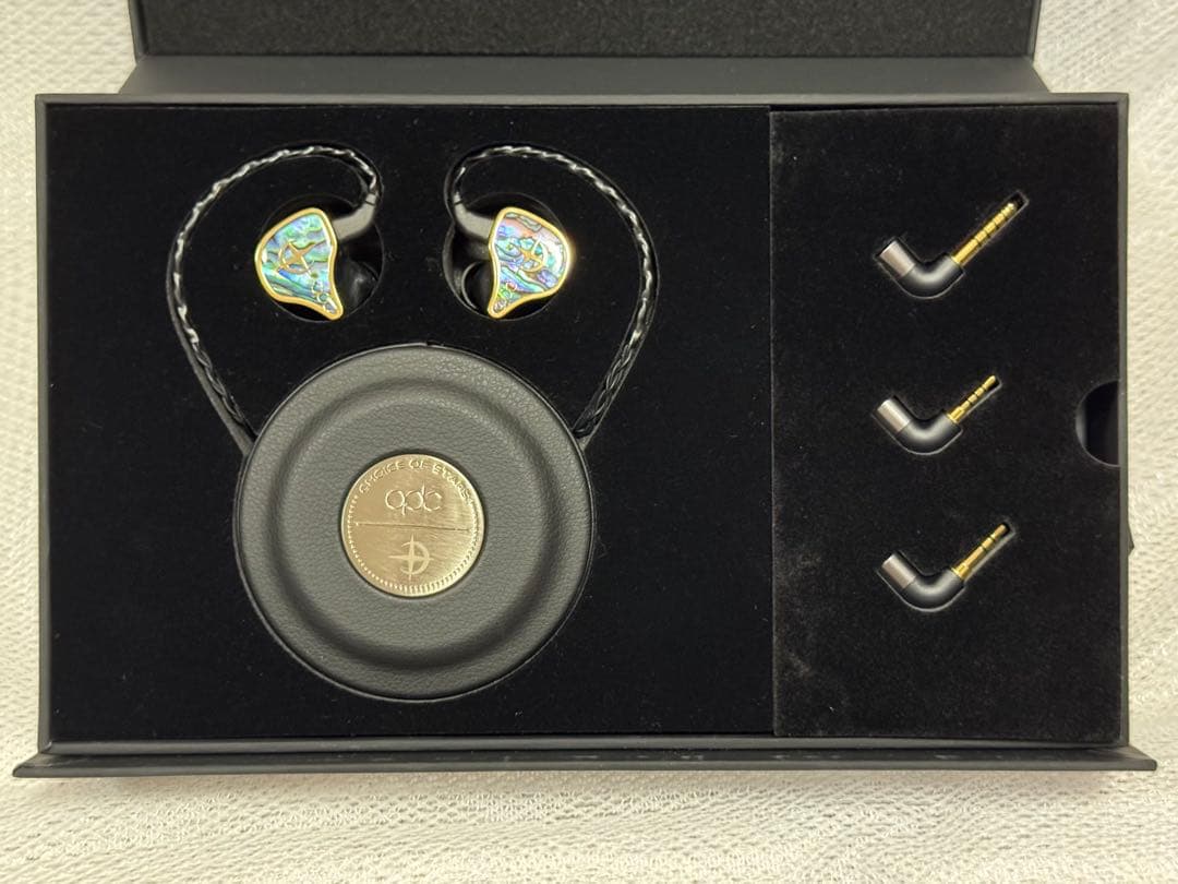 どすこい喫茶ジュ☆テ～ムqdc EMPEROR （美品) ハイエンドIEM