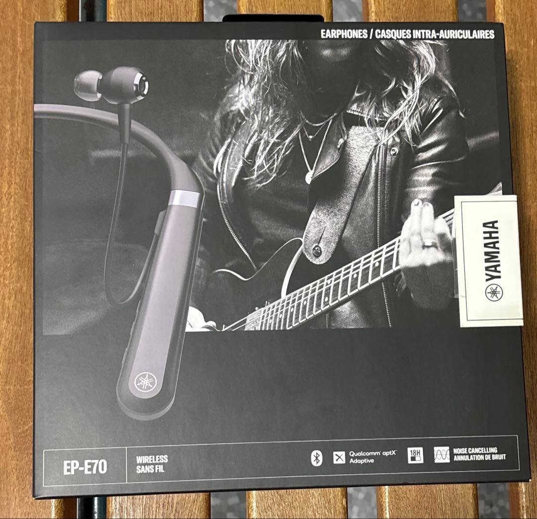 新品未開封☆ YAMAHA EP-E70 ブラック イヤホン