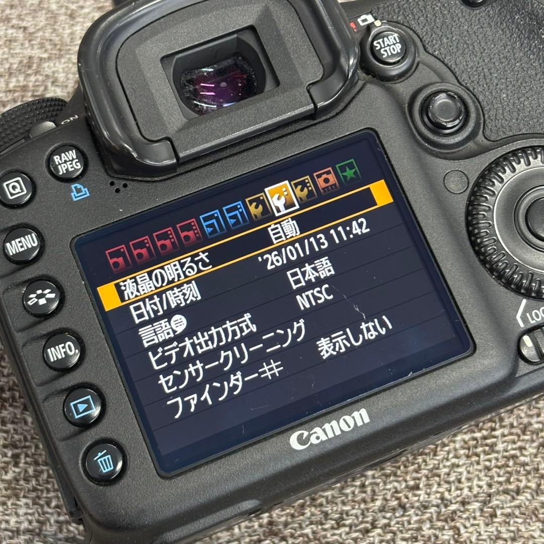 ■ Canon キヤノン EOS 7D デジタル一眼レフカメラ ボディ