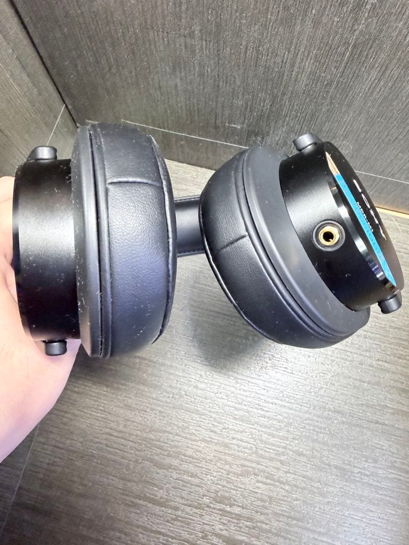 SONY MDR-M1密閉型モニターヘッドホン