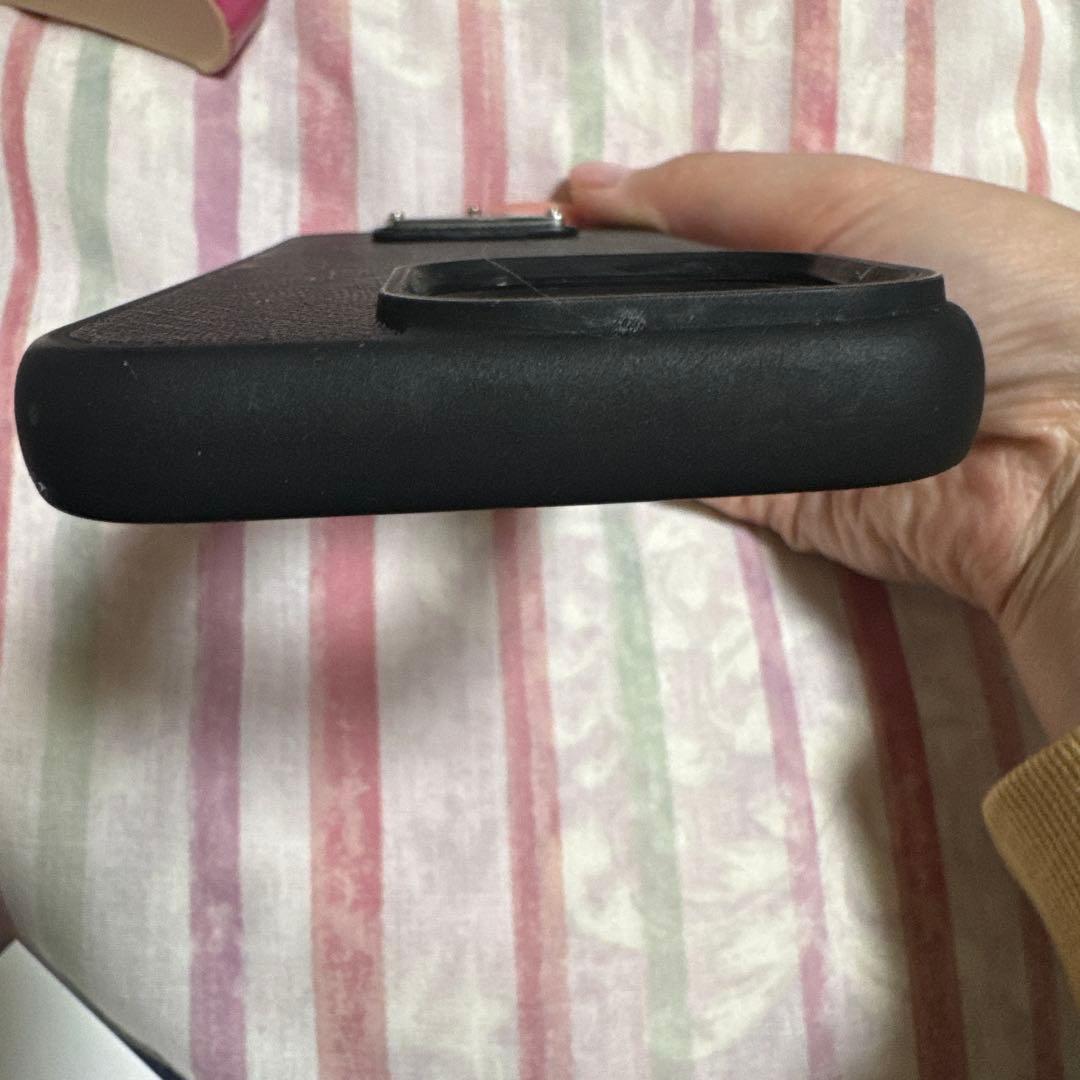 PRADA ブラック iPhone15pro用ケース