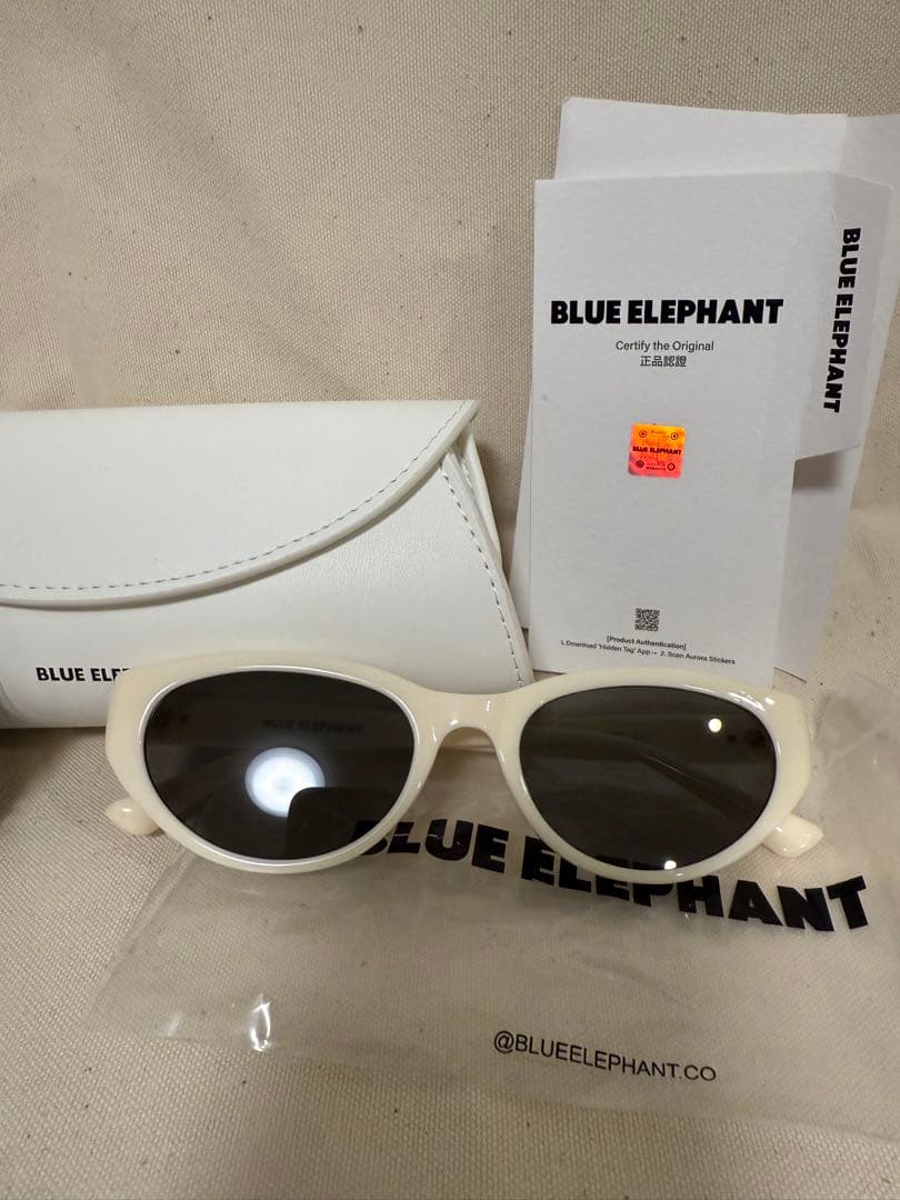 BLUE ELEPHANT サングラス　2つ　セット