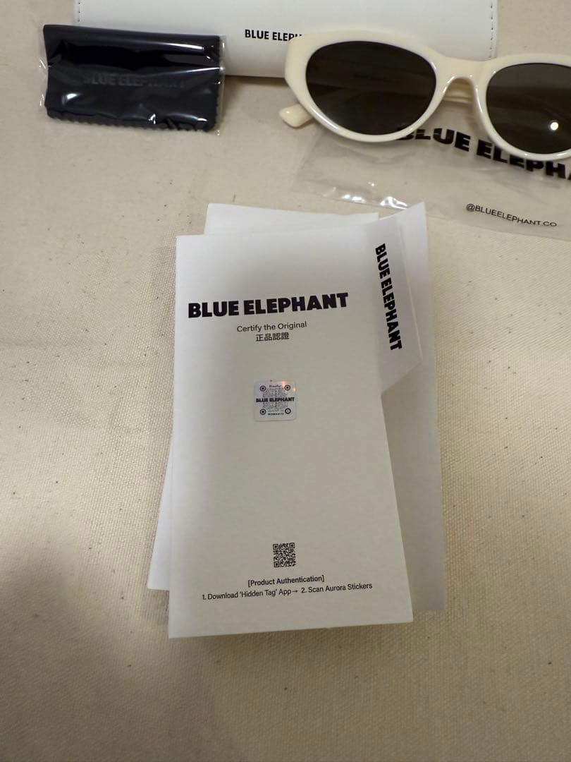 BLUE ELEPHANT サングラス　2つ　セット