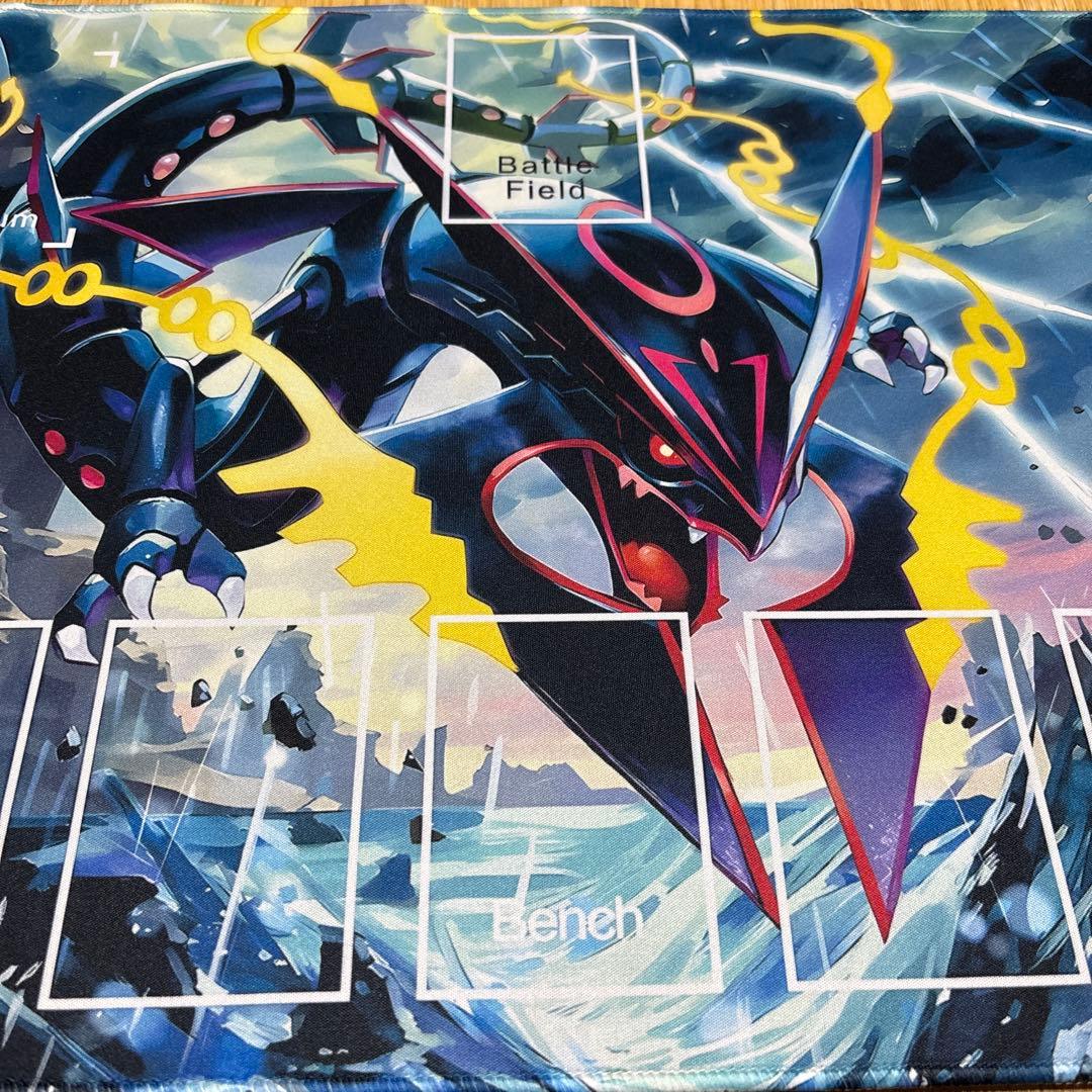 メガレックウザ 色違い ラバー プレイマット