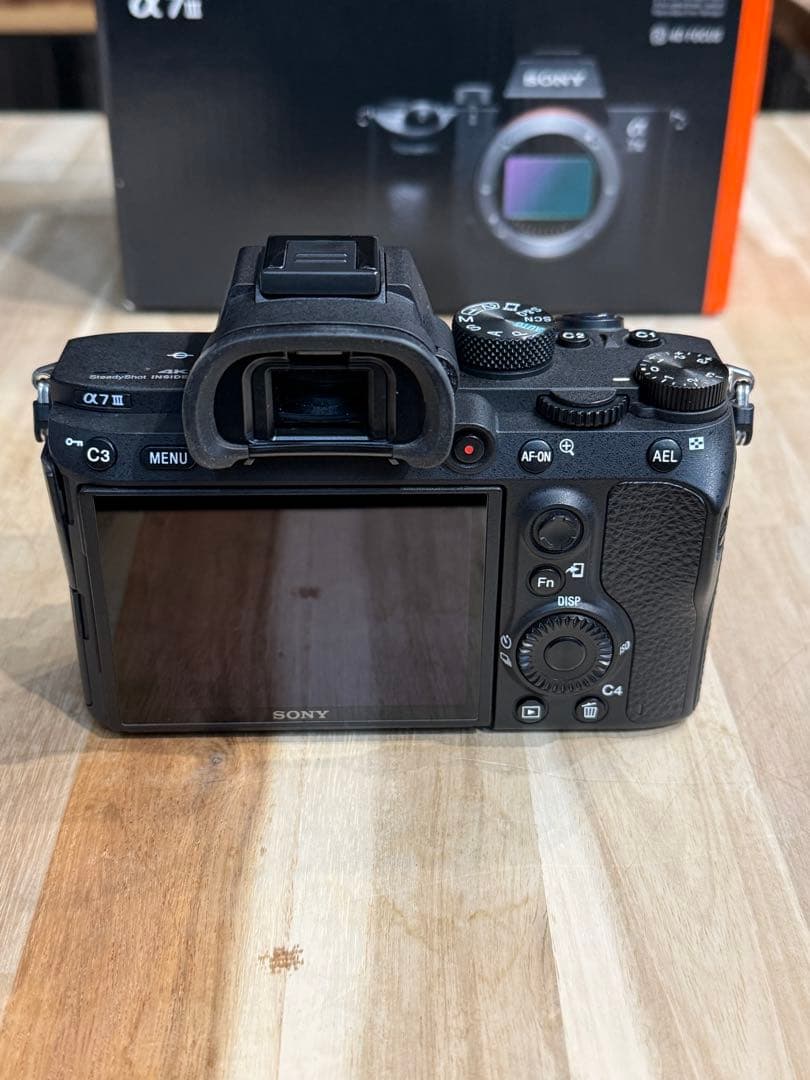 Sony α7 III ミラーレス一眼 本体