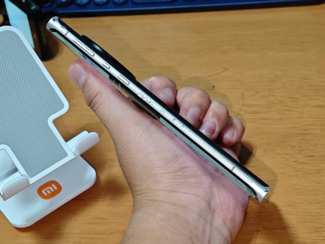 LEITZ PHONE 1 256GB SoftBank版 ジャンク
