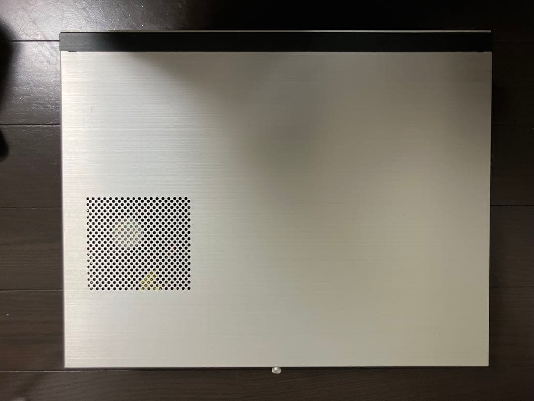 Windws 7 pro 64bit デスクトップPC 横置き LIAN LI