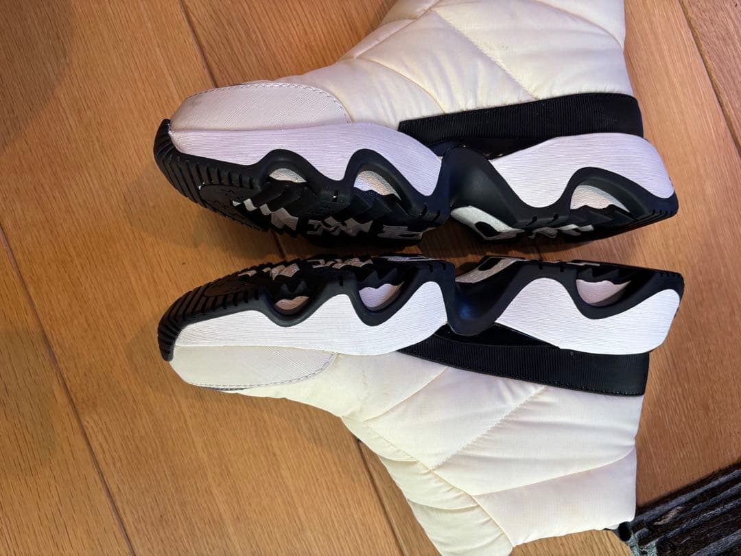 SOREL ホワイト ハイカットブーツ24.5