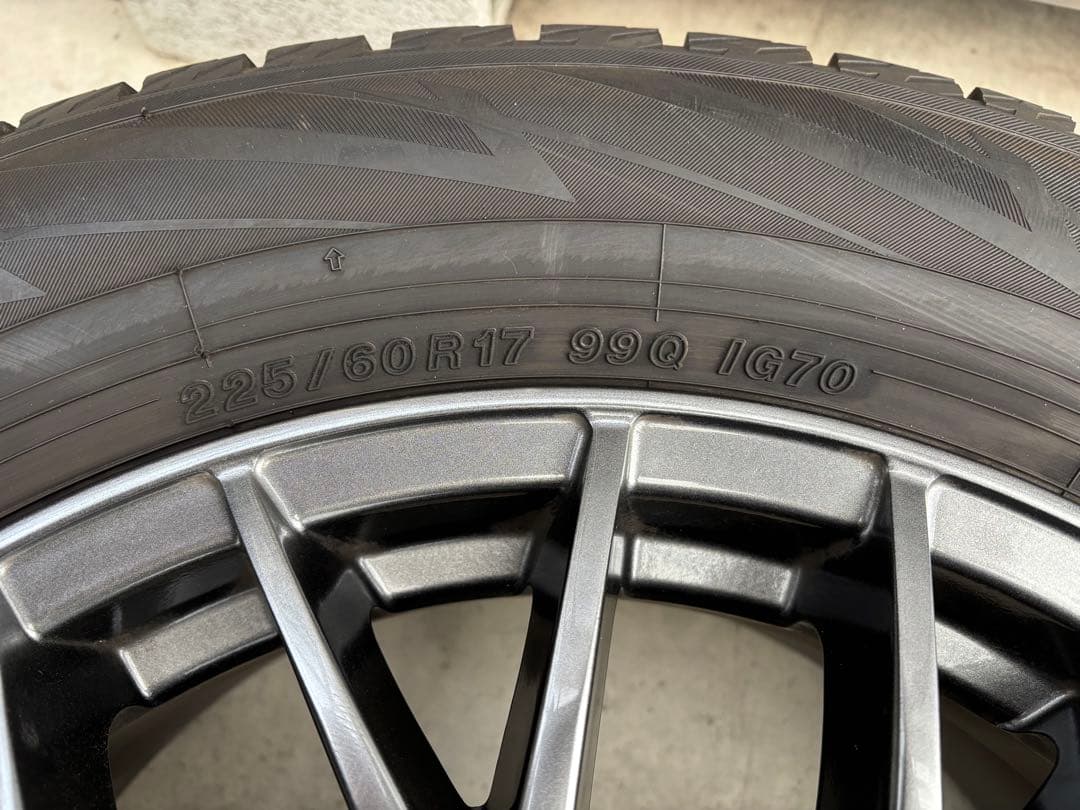ヨコハマ アイスガード iG70 225/60R17 スタッドレス タイヤ