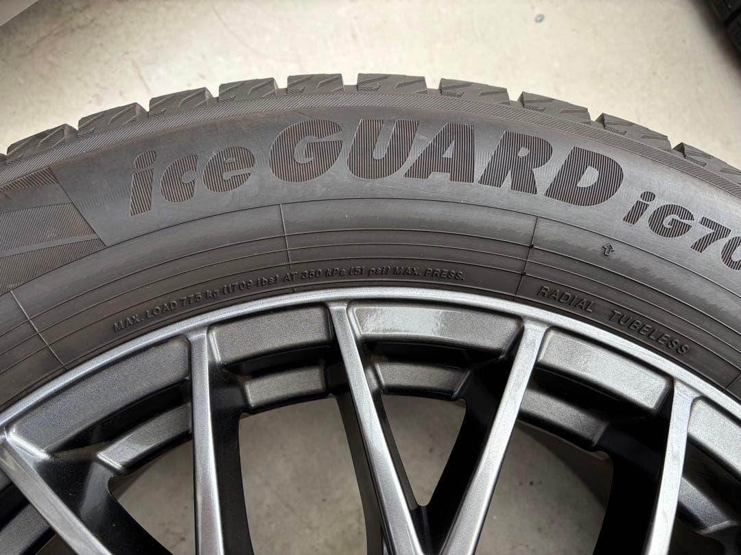 ヨコハマ アイスガード iG70 225/60R17 スタッドレス タイヤ
