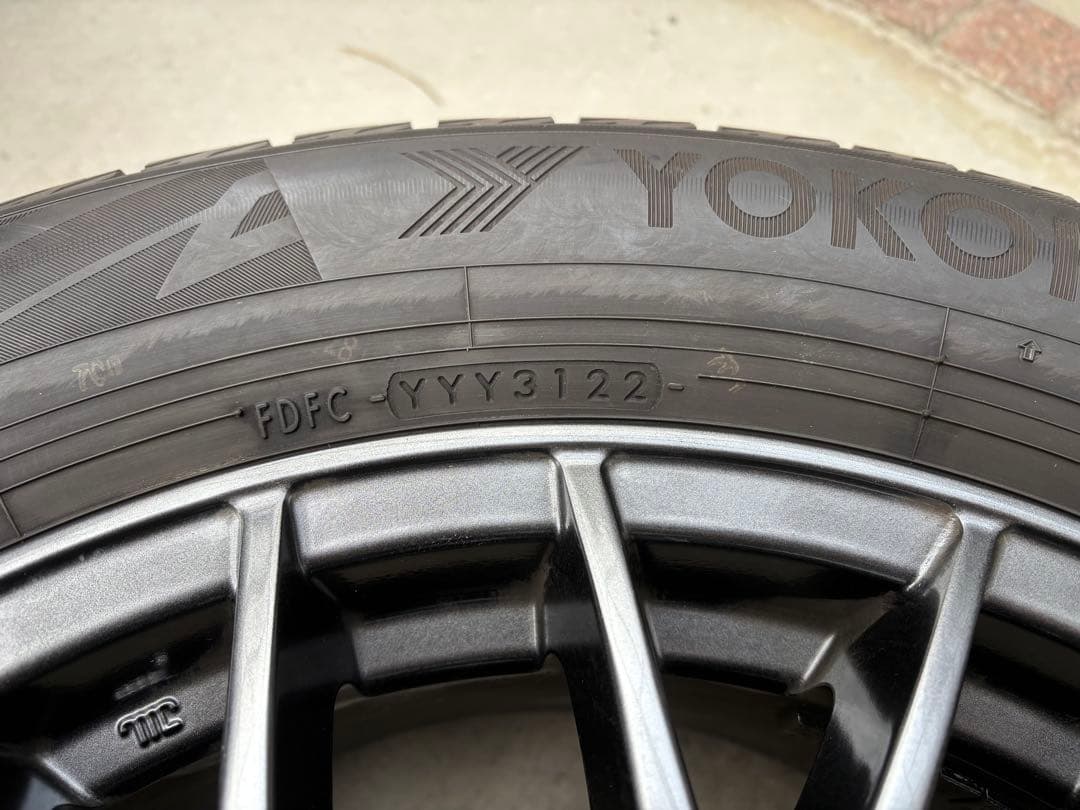 ヨコハマ アイスガード iG70 225/60R17 スタッドレス タイヤ