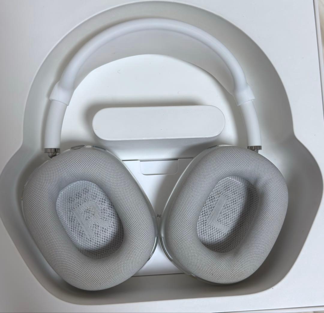 Apple AirPods Max MGYJ3J/A （シルバー）