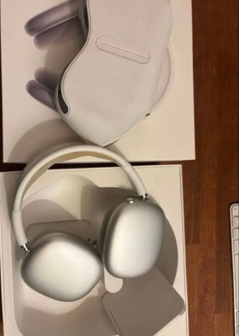 Apple AirPods Max MGYJ3J/A （シルバー）