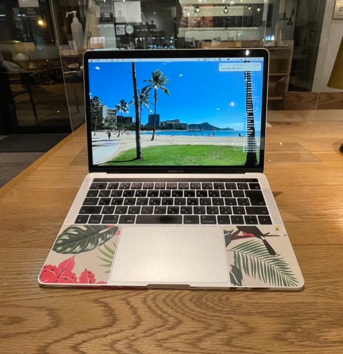 MacBook本体 MacBookPro 13(Late2016)256GB
