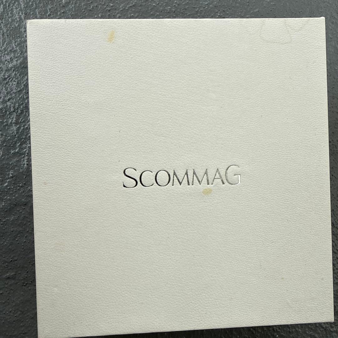 SCOMMAG ゴールド V字型ネックレスK18