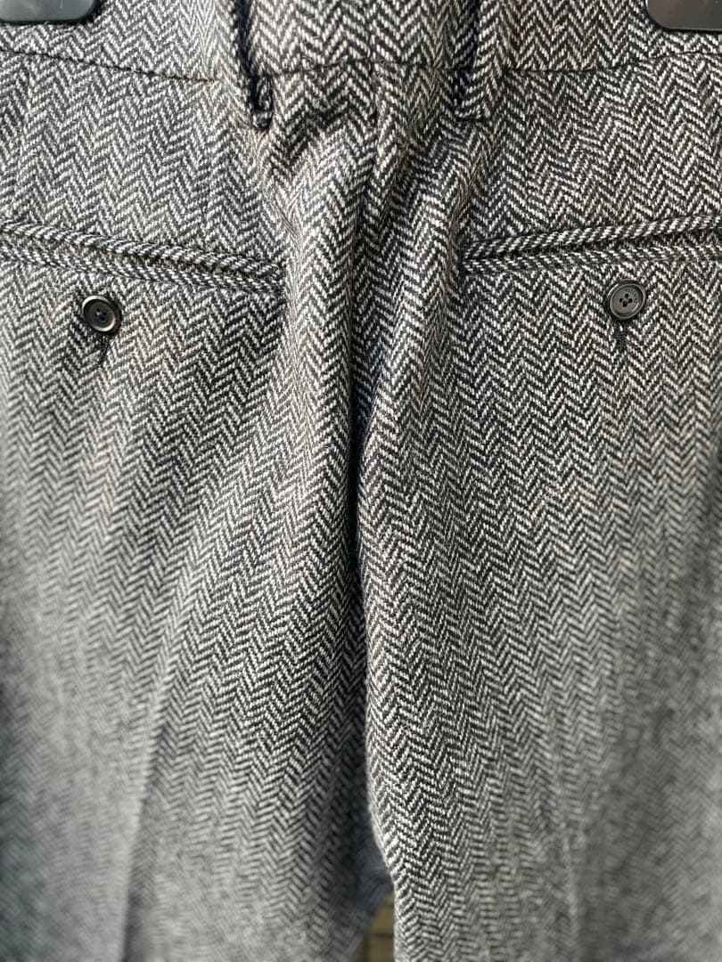 激レアモスキーノ 2019-20年秋冬コレクション サンスクリット刺繍スラックス