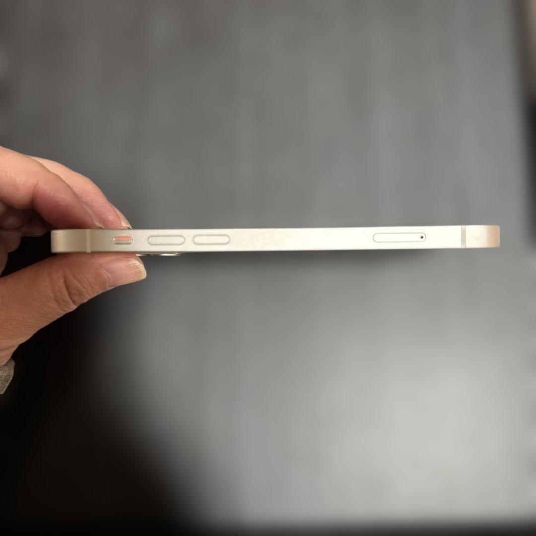 【美品】Apple iPhone 12 本体 箱付きSIMフリー