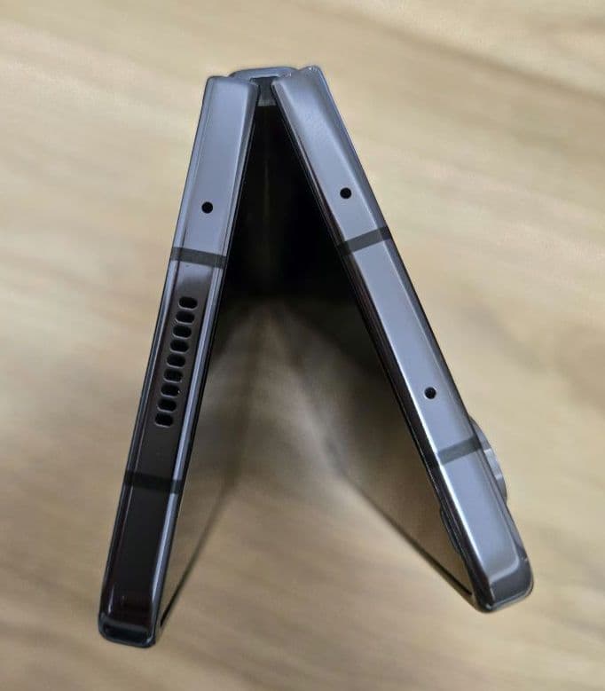 Galaxy Z Fold5　 256GB au版　付属品有り