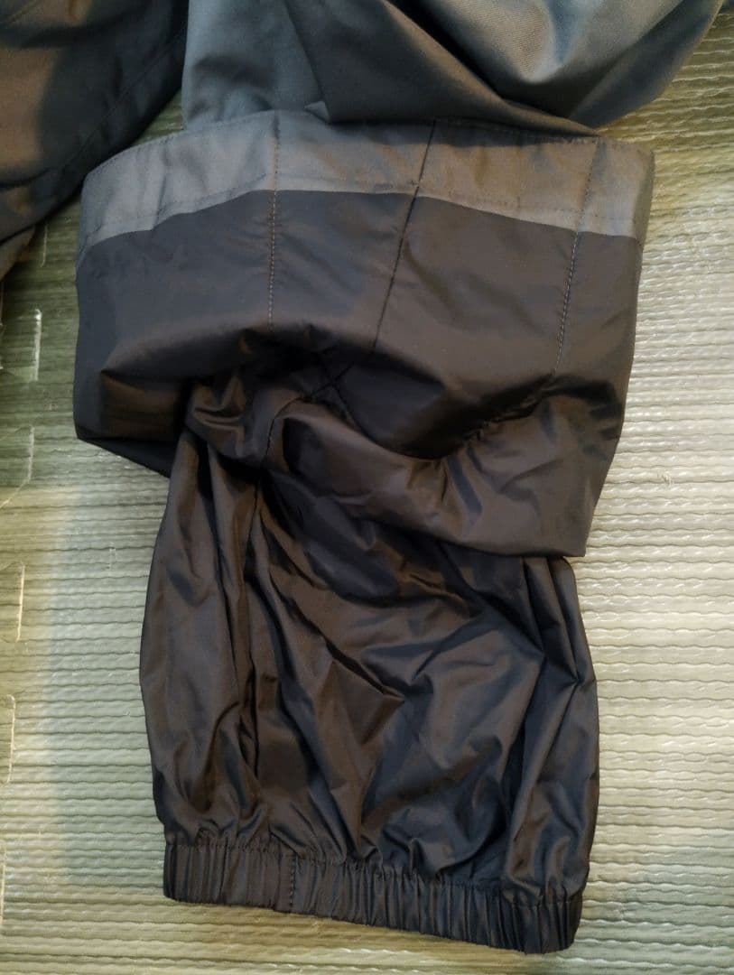 スキーウェア　上下セット　Mサイズ