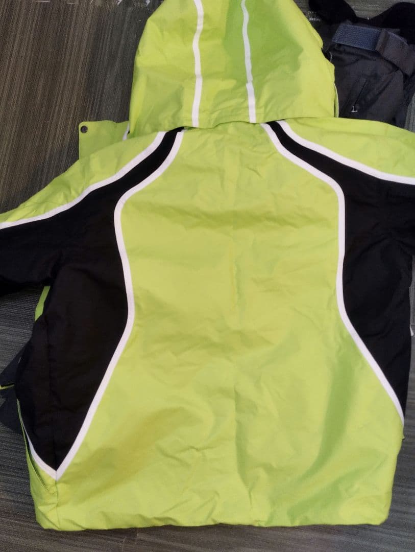 スキーウェア　上下セット　Mサイズ