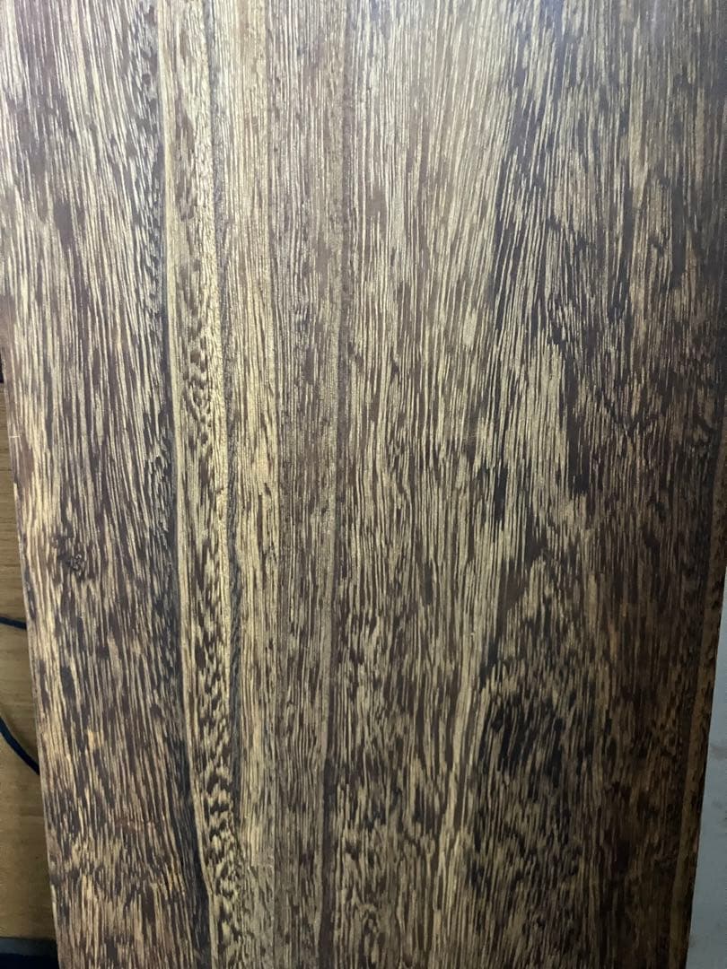 お琴です。すだれ彫り￼並甲、舌に蒔絵、甲に傷は殆ど無いです。