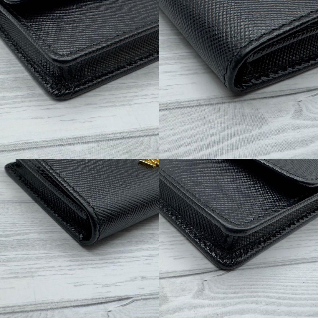 【極美品】PRADA　名刺入れ　サフィアーノレザー　ブラック