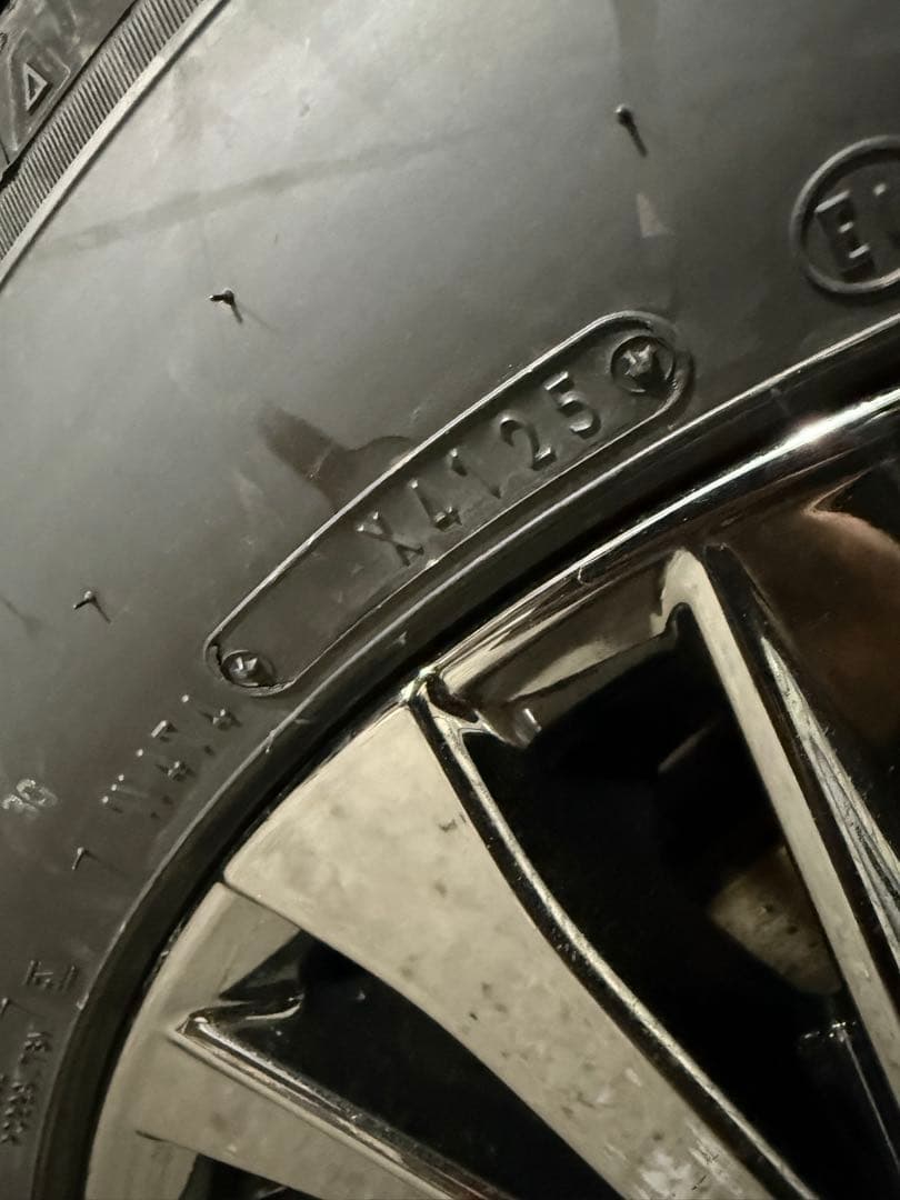 新車外し　40系　ヴェルファイア　Zプレミア純正19インチ　タイヤホイールセット