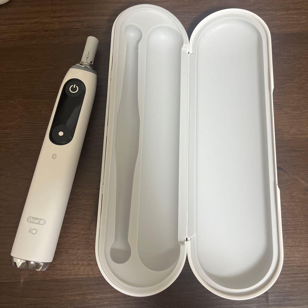 オーラルビーoralbiO 電動歯ブラシ本体 ホワイト 充電器付き