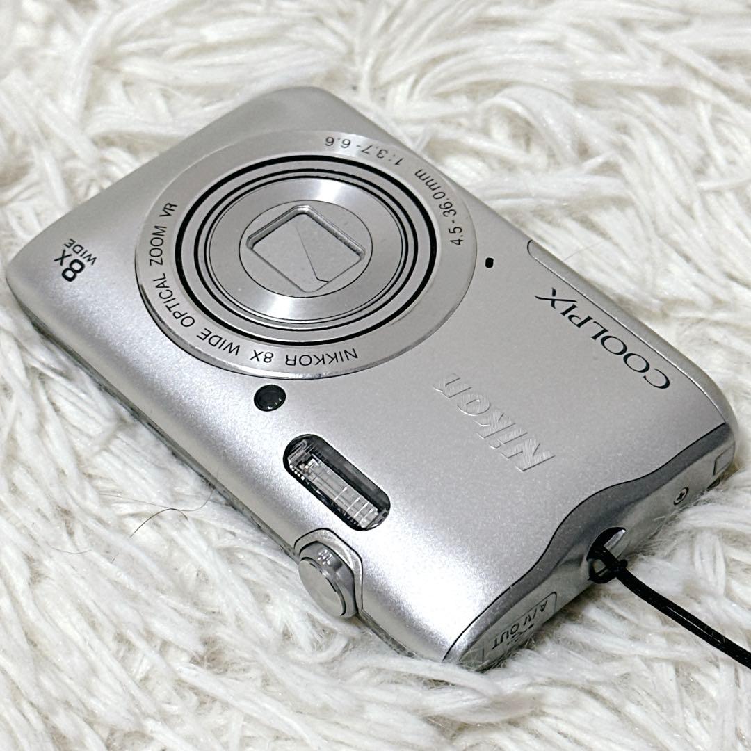 【極美品】Nikon COOLPIX A300 WIFI モデル デジカメ