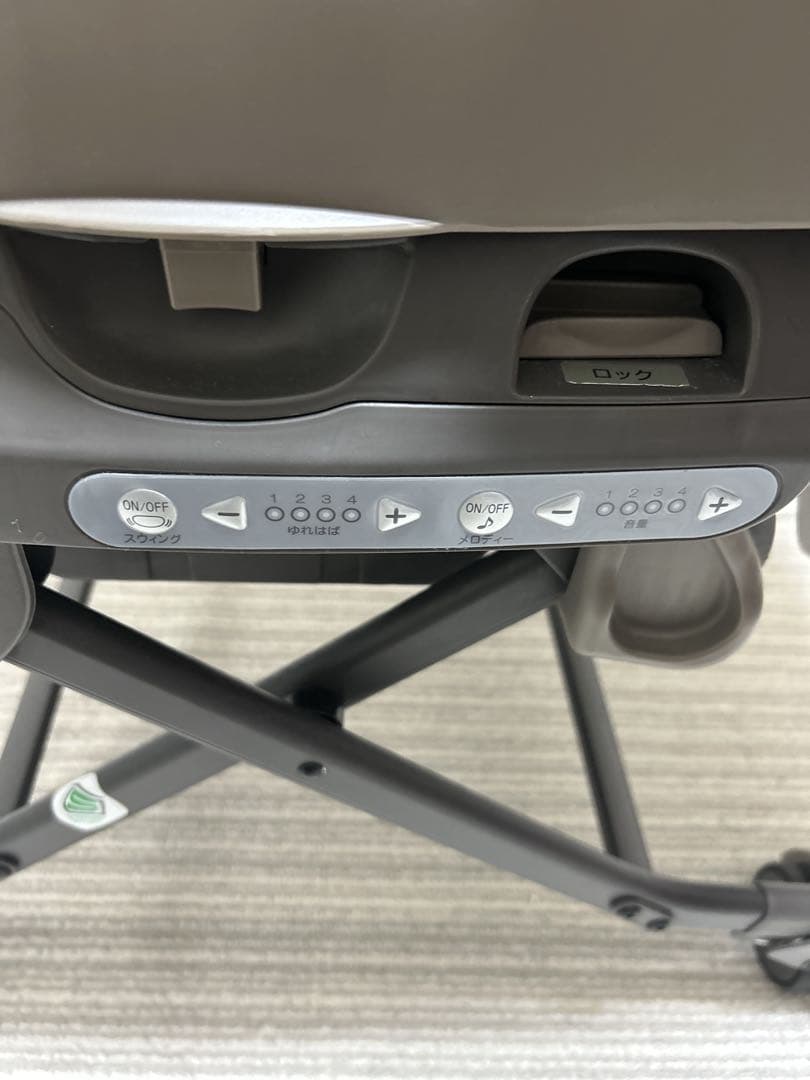 Combi スウィングベッド&チェア ネムリア　AUTO SWING